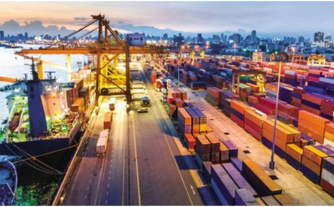 marketing xuat khau Hugotech.jpg